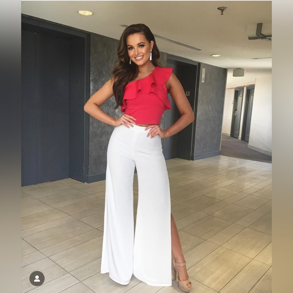 Guess One Shoulder Crop Top